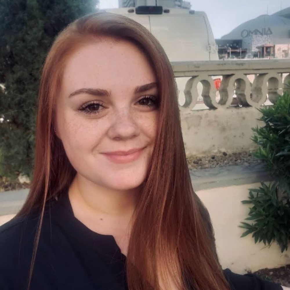 Meet your Posher, Nietta